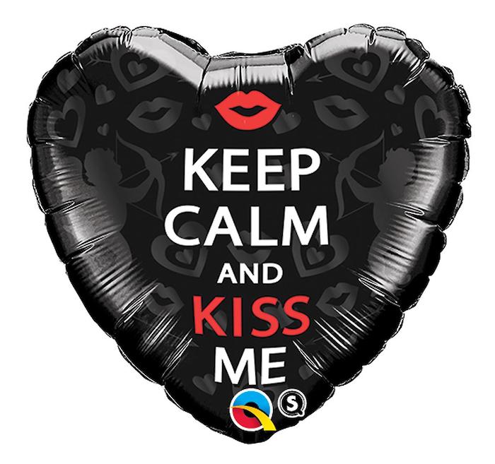 Globo corazón keep calm and kiss me inflado